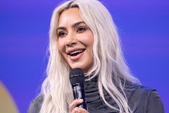 43-летнюю Ким Кардашьян сняли без макияжа на улице