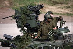 ФСБ заявила о росте активности НАТО у границы Рф. Альянс отрабатывает ядерные удары по территории страны