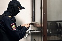Мать арестованного экс-командующего 58-й армией рассказала о молебнах за сына