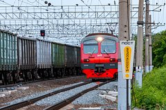 Опубликовано видео с места схода вагонов в Волгоградской области