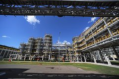 Стало известно о прозвучавшей над российскими нефтезаводами воздушной тревоге