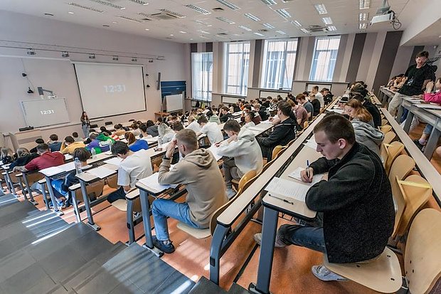 Студента РГСУ отчислили якобы после спора о сталинских репрессиях