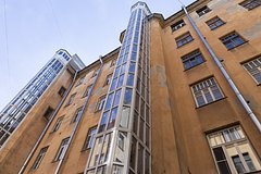 В России решили ездить на старых лифтах