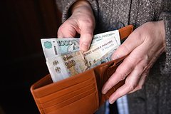 Воспитывавшая ребенка-инвалида россиянка лишилась накоплений из-за двойника