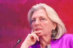 Экс-глава МИД Австрии подтвердила планы Запада разделить Россию на части