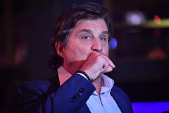 Популярный ведущий рассказал о заработке нескольких миллионов рублей за вечер