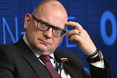 Сенатор назвал мирные инициативы Путина реалистичными и честными