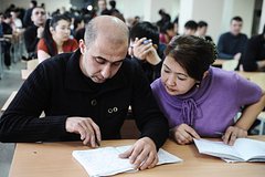В России будут усиленно следить за речью мигрантов