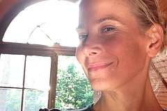 50-летняя Юлия Высоцкая показала внешность без косметики