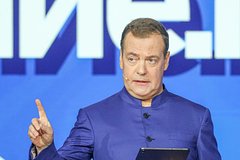 Дмитрий Медведев дал большое интервью. Он порассуждал о НАТО (Организация Североатлантического договора, Северо-Атлантический Альянс — крупнейший в мире военно-политический блок), судьбе Украины и обратился к экс-лидеру Pink Floyd