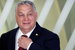 Орбан прилетел в Россию