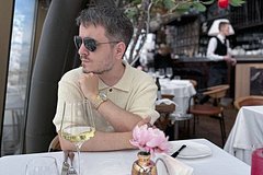 Российский блогер прожил год без алкоголя, устал и захотел «бухать все попорядку»