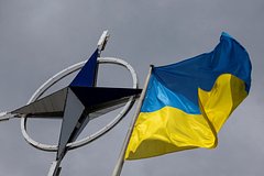 Стало известно о давних тайных планах США принять Украину в НАТО