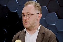 Уехавший в Израиль телеведущий рассказал об использовании российского паспорта в эмиграции