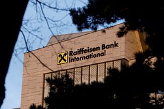 Запад усилил давление на Raiffeisen Bank из-за работы в России